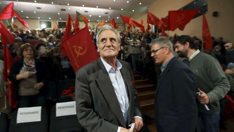 Jerónimo de Sousa afirmou que a possibilidade de um governo à esquerda “estalou o verniz democrático a muitos”