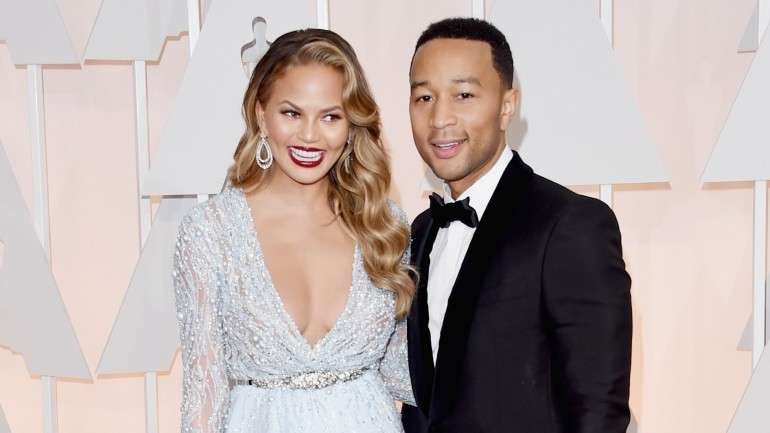 John Legend e Chrissy Teigen conheceram-se em 2007 e casaram-se a 14 de setembro de 2013.