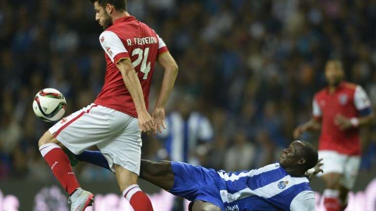 Aboubakar foi dos que mais batalhou para quebrar o nulo