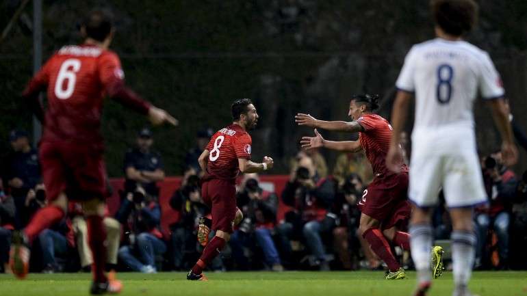 Em boa hora João Moutinho marcou o terceiro golo em 80 jogos pela seleção nacional: valeu a sexta vitória seguida e a qualificação para o Europeu de 2016, em França