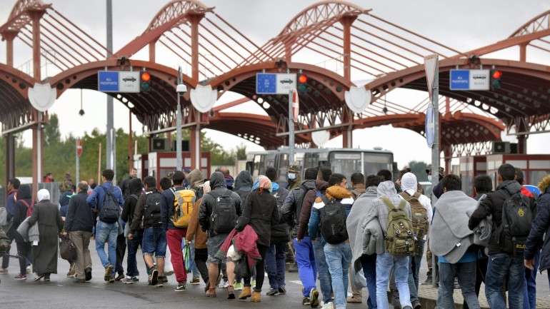 Os recentes atentados de Paris voltaram a pôr em causa o Acordo de Schengen.