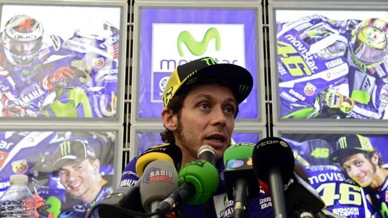 Não foi desta que Valentino Rossi conquistou o décimo título mundial (seria o oitavo na categoria MotoGP). Aos 36 anos, o italiano queixa-se de que "este não foi um campeonato verdadeiro"