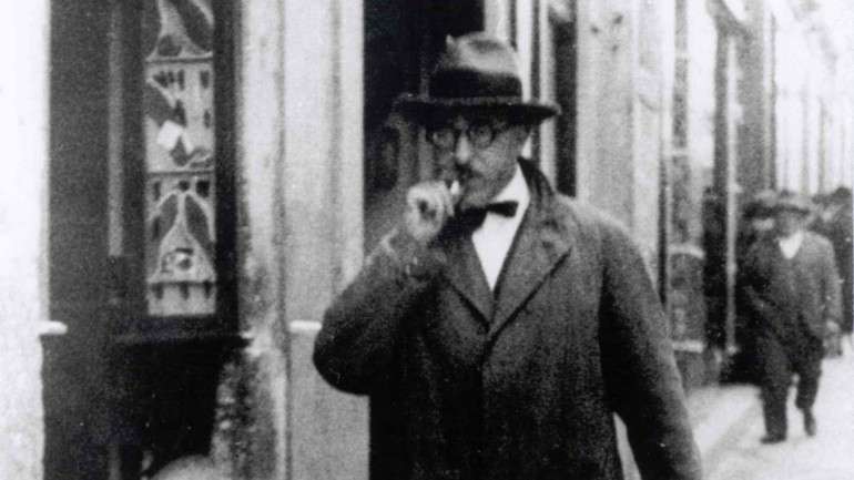 O sexo em Pessoa não é a mesma coisa que o sexo de Pessoa.
