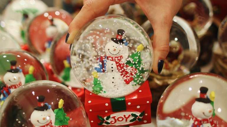Alguns pormenores podem tornar a sua árvore de Natal ainda mais familiar.