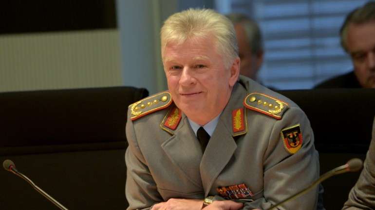 O chefe do Estado Maior das forças armadas germânicas, Volker Wieker, revelou que irão ser mobilizados cerca de 1.200 militares para operar a força aérea e naval na zona do conflito.