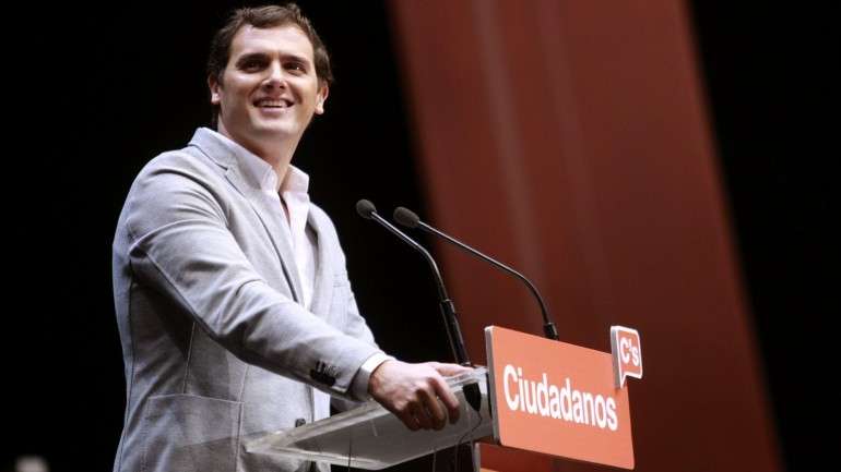 Albert Rivera, que diz que o Ciudadanos é um partido moderado, é a única esperança de Rajoy para uma coligação maioritária de governo