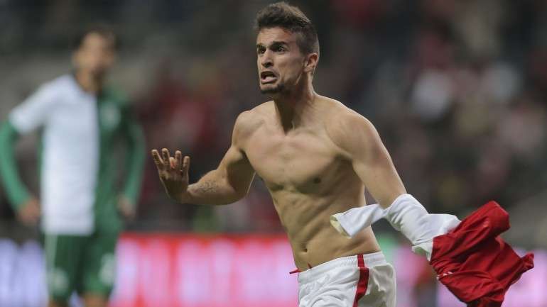 Ei-lo, Rui Fonte: entrou fresquinho aos 78', pôs o Sporting em pandemónio no tempo extra, atirou ao poste aos 95' e arrumou com a eliminatória aos 111'