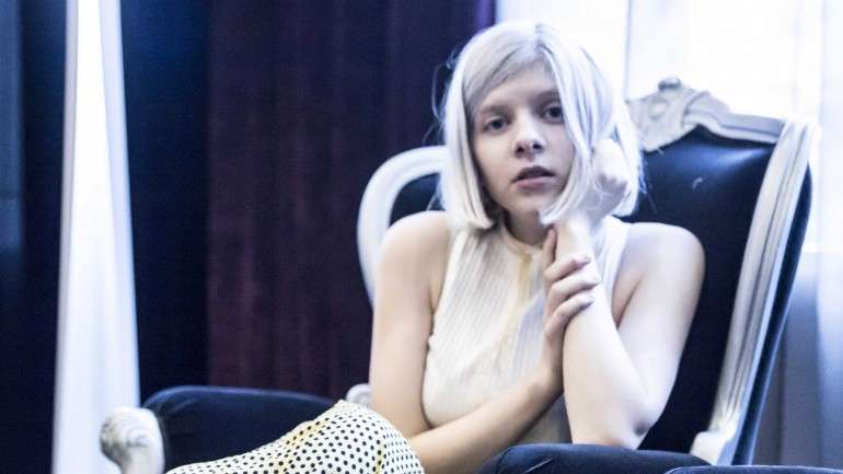 Aurora Aksnes é uma das artistas emergentes em destaque nesta lista