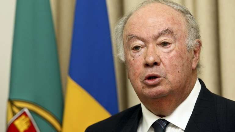 Alberto João Jardim é suspeito de crimes de prevaricação com dolo, de violação das normas e de abuso de poder