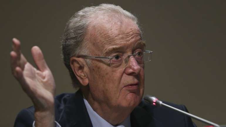 "Não sei como será o mundo daqui a cinco ou a dez anos", disse Sampaio, receoso sobre podermos "preservar os valores da democracia, dos direitos, da liberdade e da tolerância"