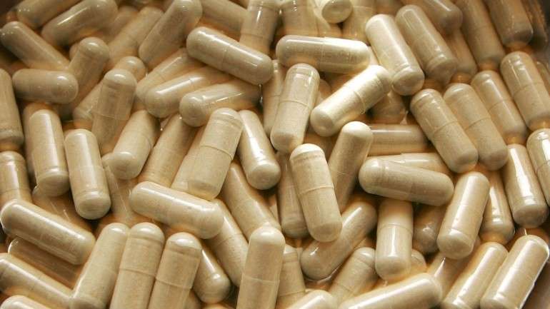 Calcitrin MD Rapid afirma ser um suplemento alimentar para a manutenção de ossos normais (a imagem não corresponde aos referidos comprimidos)