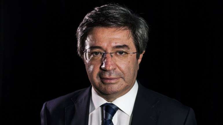 O candidato precisa de mais de 40 mil euros para faer face às despesas