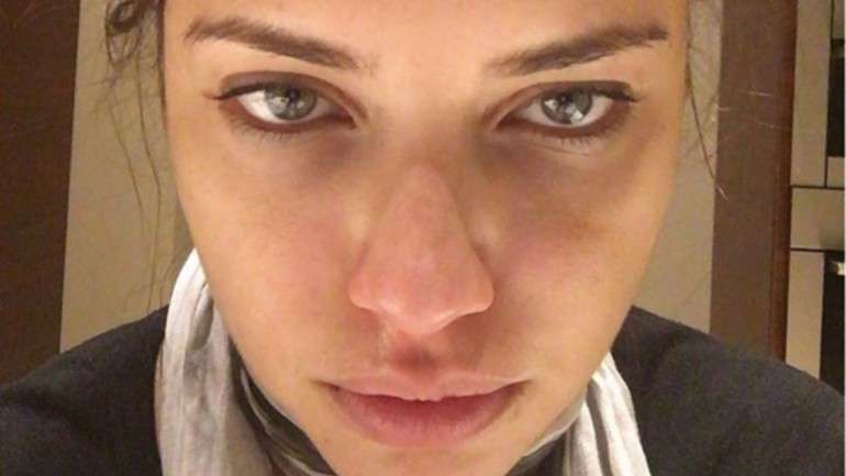 Adriana Lima, modelo e anjo da Victoria's Secret, partilhou esta fotografia na passada quarta-feira