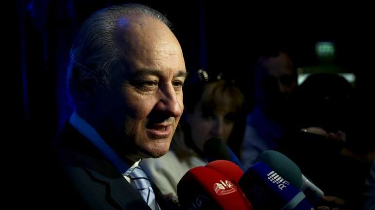 "Gostaria naturalmente de ver o PSD flectir um bocadinho mais à esquerda ou mais para o centro", diz Rio