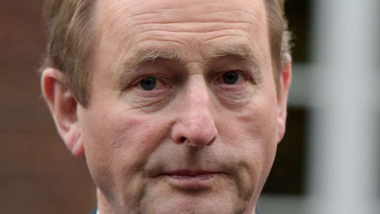 A Irlanda não pode seguir o mesmo caminho do que Portugal, defende o primeiro-ministro irlandês, Enda Kenny
