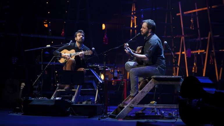 António Zambujo e Miguel Araújo vã dar 17 concertos nos coliseus de Lisboa e do Porto