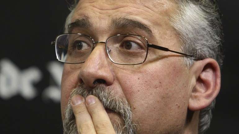 "Está-se à beira de um novo resgate em Portugal", considera João César das Neves (na foto)