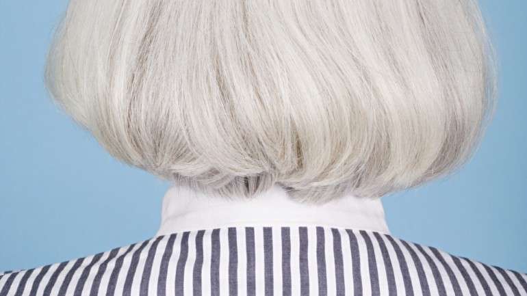 Normalmente, os europeus ficam com o cabelo branco mais cedo do que pessoas com outras ascendências.