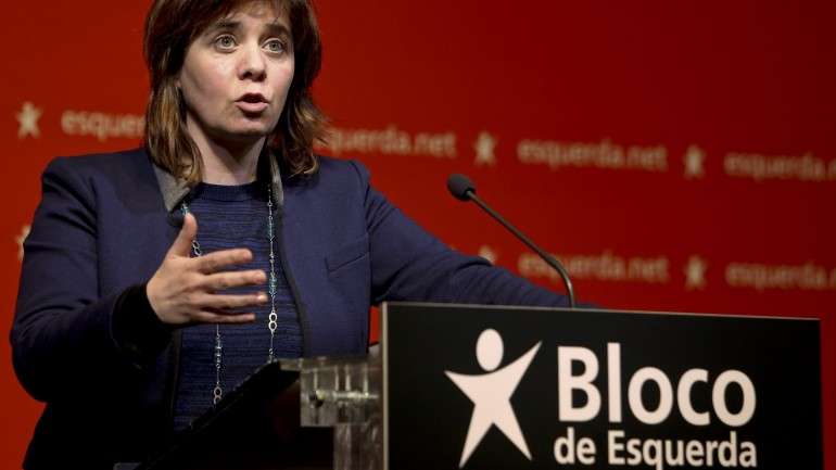 Mesmo que se prove ser legal, diz a porta-voz do BE, a contratação de Maria Luís Albuquerque "não é politicamente aceitável"
