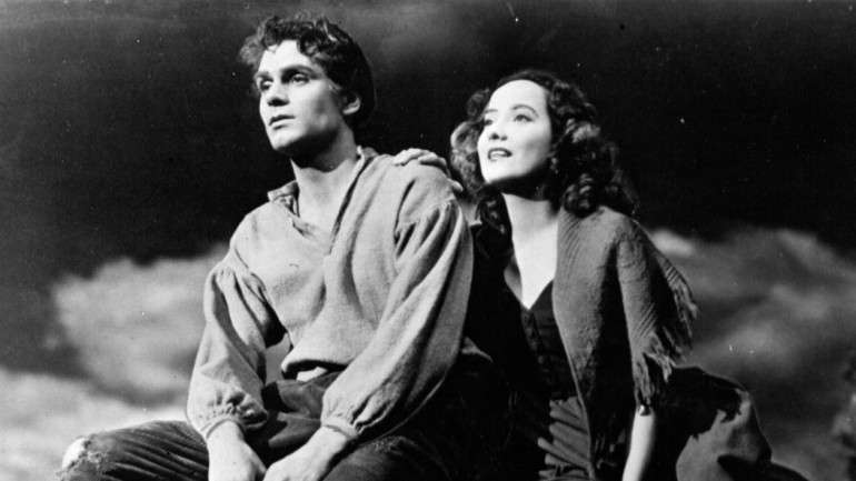 Lawrence Olivier e Merle Oberon, na adaptação de 1939, realizada por William Wyler