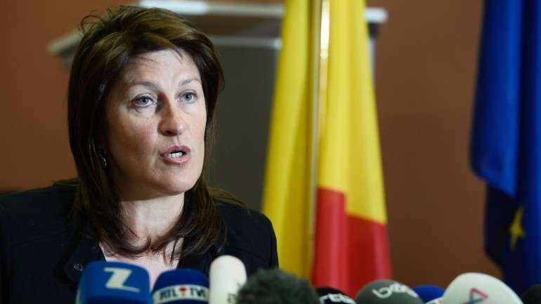 O jornal Le Soir diz que foi o primeiro-ministro a exigir a saída da ministra