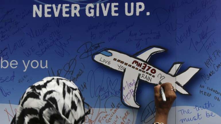 O MH370 desapareceu 40 minutos depois de descolar de Kuala Lampur, em direção a Pequim