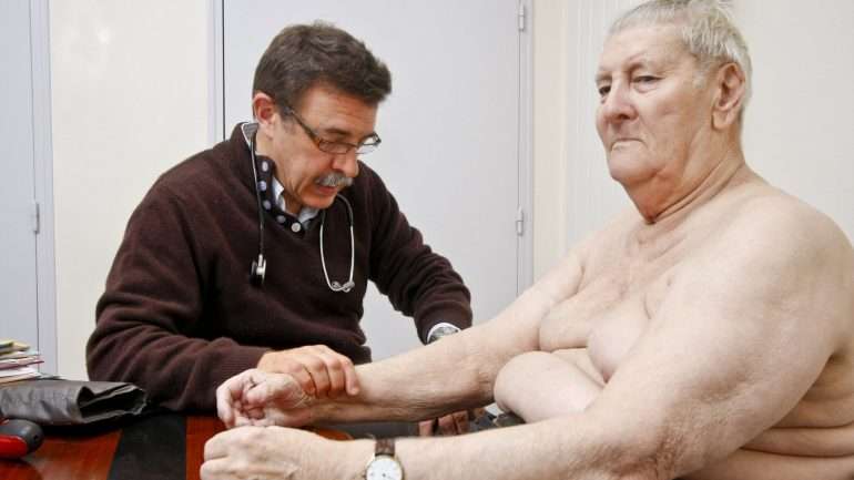 Há falta de profissionais de saúde especializados em nutrição geriátrica