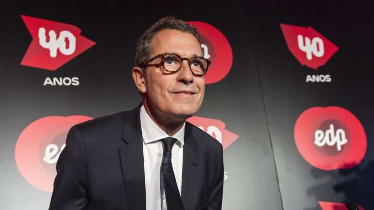 António Mexia ganhou 1,9 milhões de euros em 2015