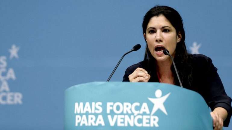 Mariana Mortágua diz que a posição do Bloco de Esquerda é "a que está na lei"