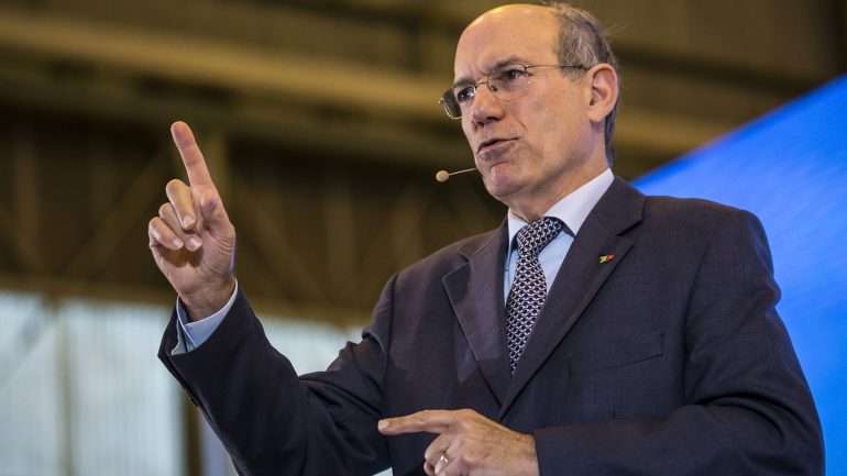 O presidente da TAP, Fernando Pinto, diz que a transportadora quer "atingir rapidamente melhores resultados" e está a passar por "um plano de renovação integral"