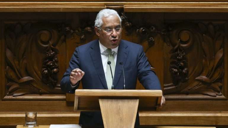 António Costa também recorreu aos números para garantir que o Governo está a controlar as contas públicas. Disse que o défice do primeiro trimestre foi 3,2%, "o mais baixo desde 2008"