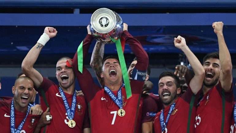 Fernando Torres e Juan Mata venceram o Campeonato da Europa e a Liga dos Campeões (Chelsea) em 2012