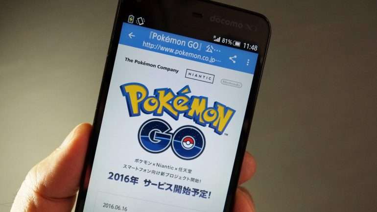 São muitas as figuras conhecidas que andam a caçar Pokémons