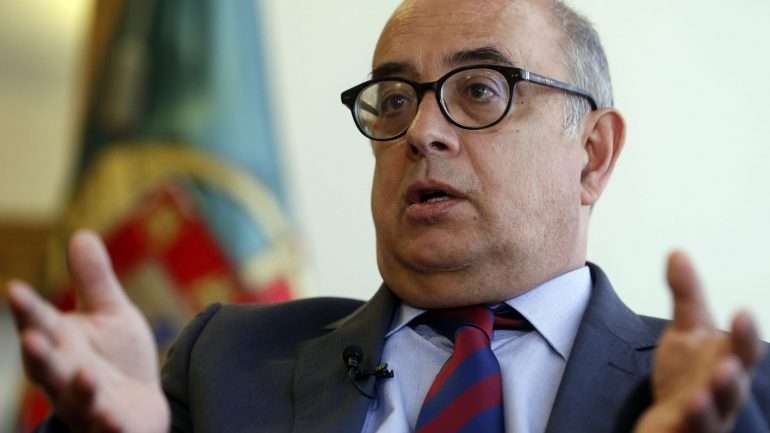 "Acho que é importante que possa haver vários olhares sobre a mesma realidade", defendeu o ministro