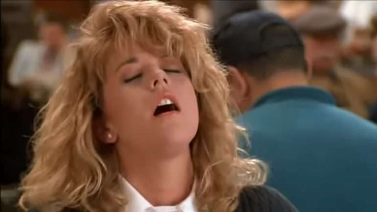 Uma das cenas mais famosas do cinema mundial mostra Meg Ryan a provar que os homens não conseguem distinguir um orgasmo verdadeiro de um fingido