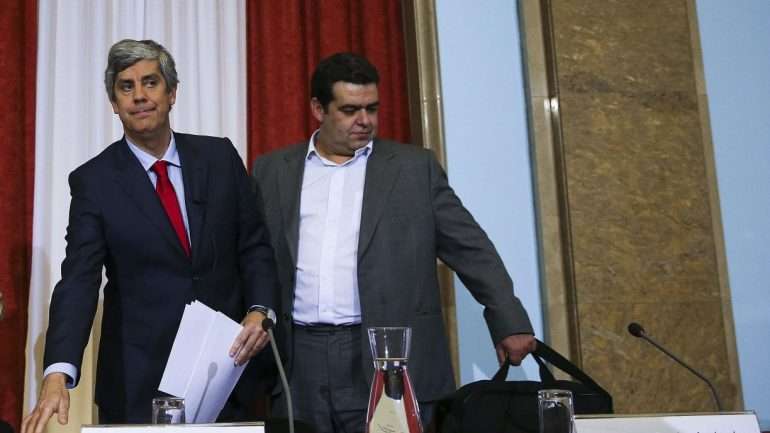 Mário Centeno diz ao Observador que "não é relevante nesta circunstância" pronunciar-se sobre se foi informado da viagem paga de Rocha Andrade, secretário de Estado dos Assuntos Fiscais