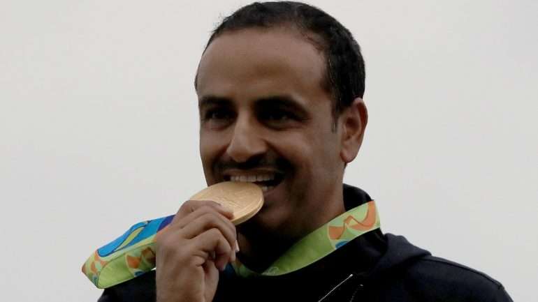 Fehaid Al-Deehani é soldado no exército do Kuwait