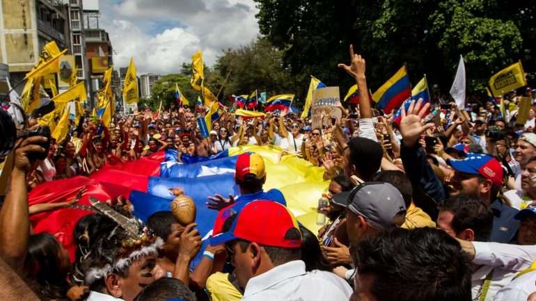 Outro dos gritos entoados pelos manifestantes era: "Este Governo vai cair"