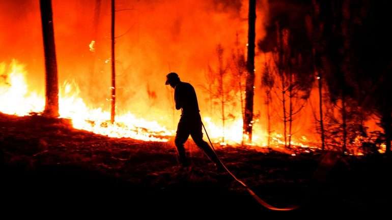 Para este sábado, o IPMA prevê uma pequena subida da temperatura, com céu pouco nublado ou limpo