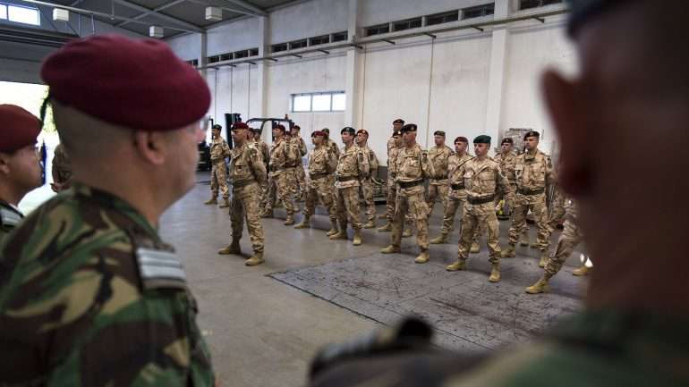 O General Chefe do Estado-Maior do Exército ordenou já um inquérito para apurar as causas em que o "trágico acontecimento ocorreu"