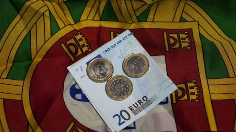 Segundo o diretor da gestão de Ativos do Banco Carregosa, "Portugal continua a emitir com sucesso e os investidores continuam a ter apetite por dívida portuguesa"