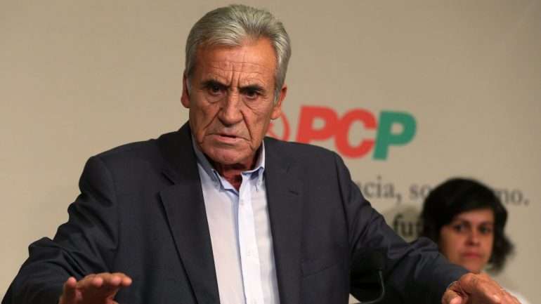 Jerónimo deixou outro aviso: obsessão pelo défice pode comprometer linha de recuperação de rendimentos