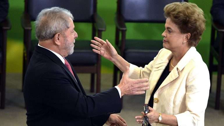 A ex-chefe de Estado saiu em defesa do seu mentor político do Partido dos Trabalhadores, num ato de campanha da deputada Jandira Feghali