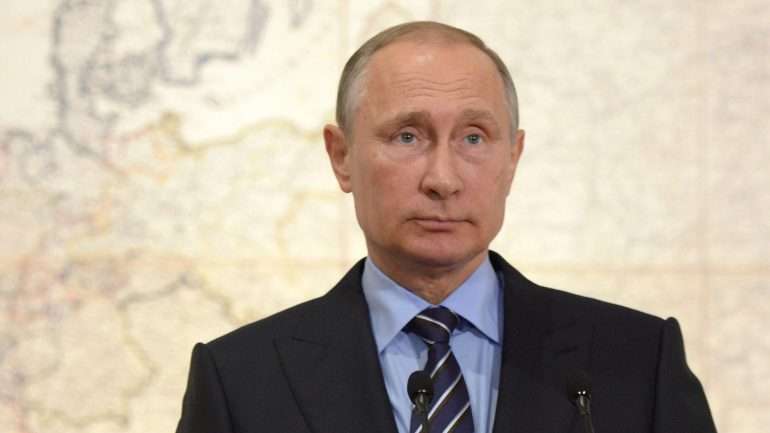 Putin deveria ir a Paris no dia 19 de outubro para inaugurar uma igreja ortodoxa