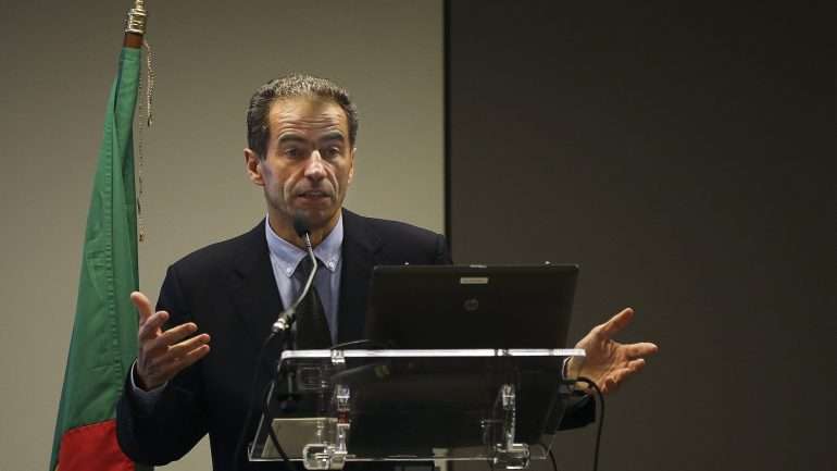 O orçamento para o programa de ciência e tecnologia e ensino superior aumenta 75 milhões de euros