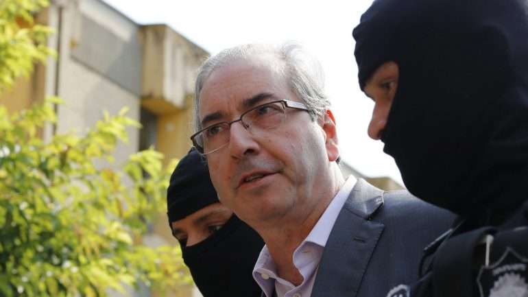 Foi presidente da Câmara dos Deputados mas perdeu o mandato quando foi considerado culpado da acusação de ter mentido numa comissão que investigava crimes cometidos na Petrobras