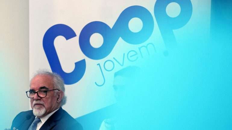Programa COOPJOVEM apoia criação de cooperativas de jovens que não estudem nem trabalhem entre os 18 e os 29 anos