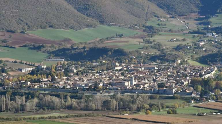A região de Norcia foi fortemente afetada pelo terceiro abalo desta sequência sísmica