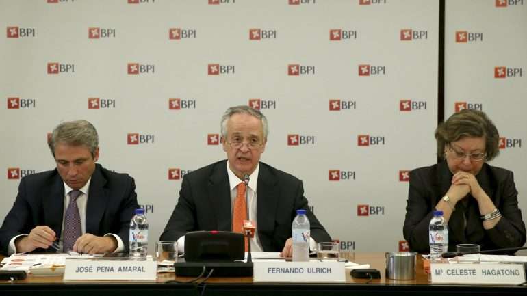 Para resolver o "problema da ultrapassagem do limite dos grandes riscos com que o banco se confronta desde o fim de 2014"