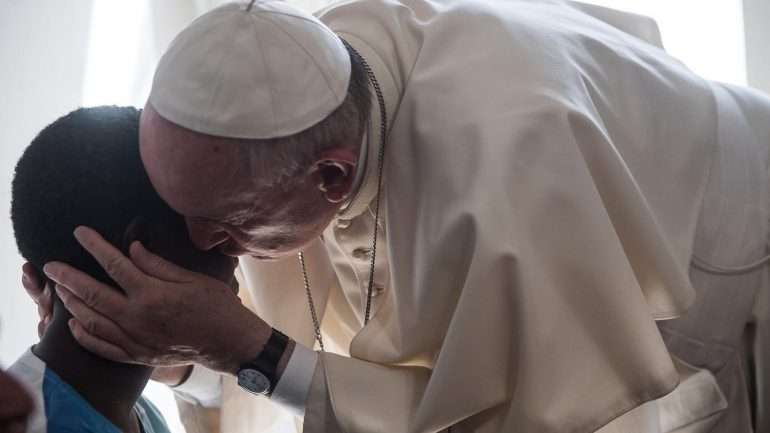 O papa participou na cerimónia conjunta entre luteranos e católicos organizada a Federação Luterana Mundial